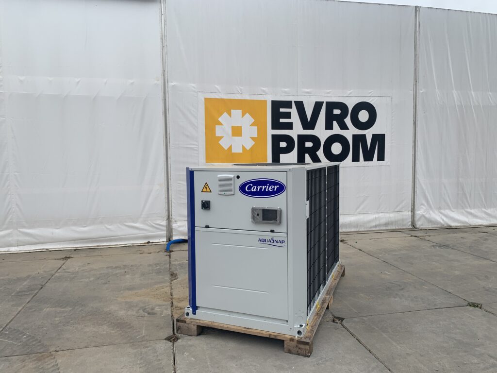 Чіллер Carrier 30RB050R 52.9 кВт