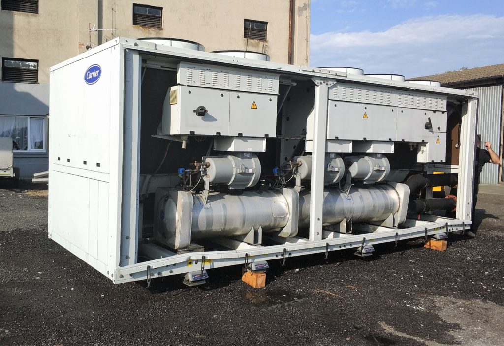Aircooled chiller Carrier 745 kW