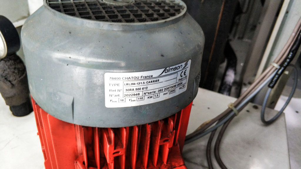 Aircooled chiller Carrier 89 kW
