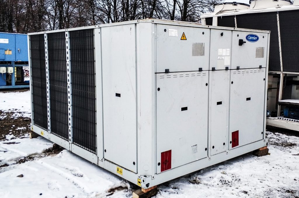 Gebrauchte Kaltwassersatz Carrier 198 kW
