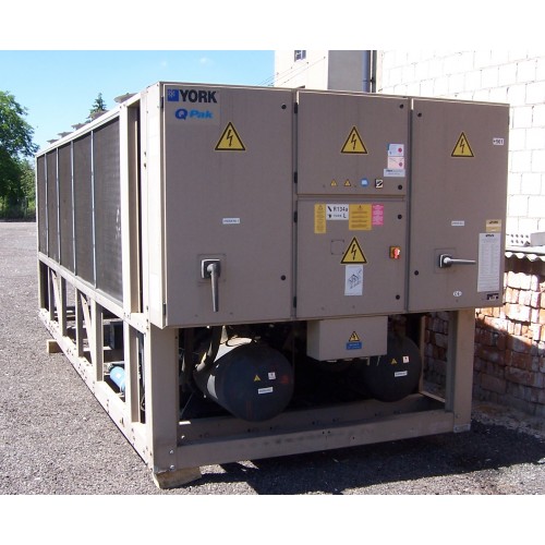 Used chiller York 752 kw