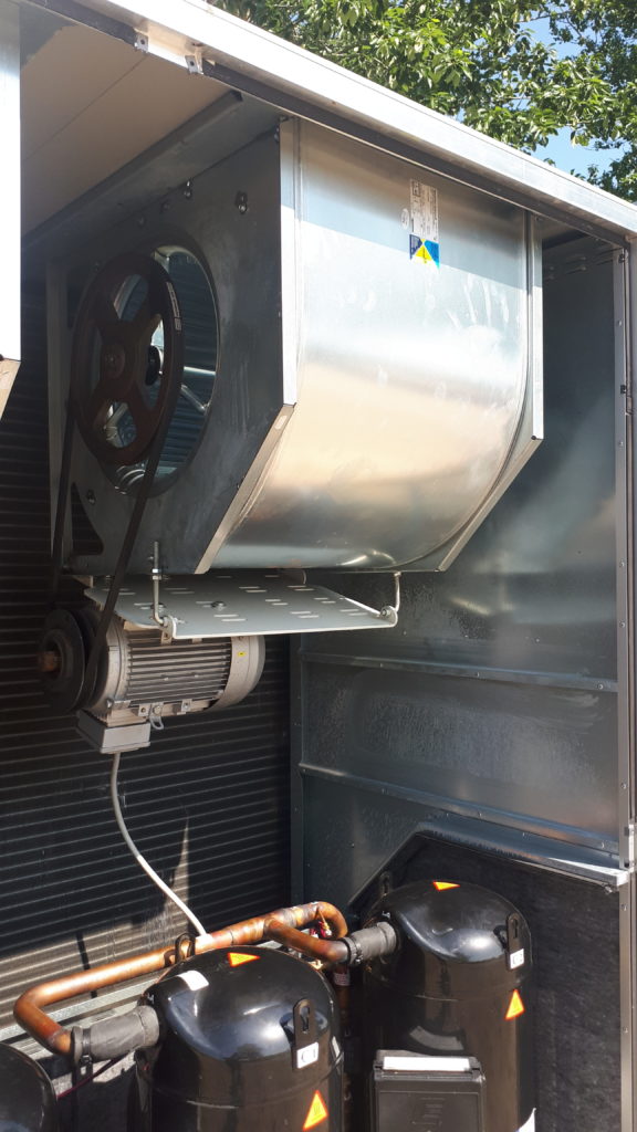 Kaltwassersatz Climaveneta 240 kW