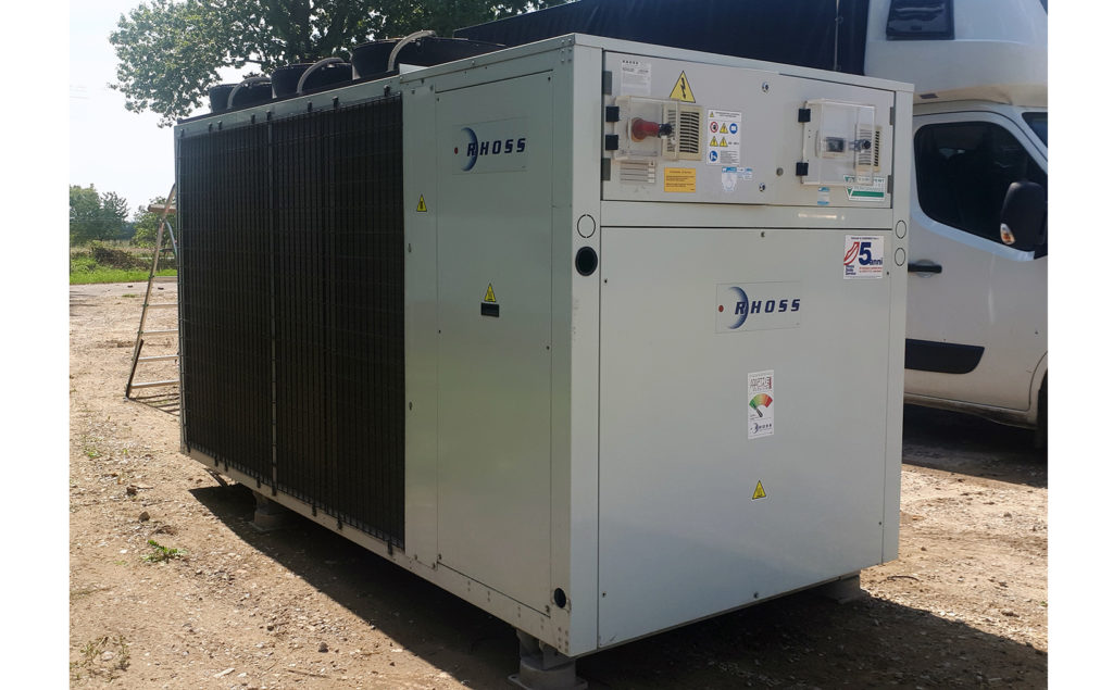 Aircooled chiller RHOSS TCAESY 136 kW