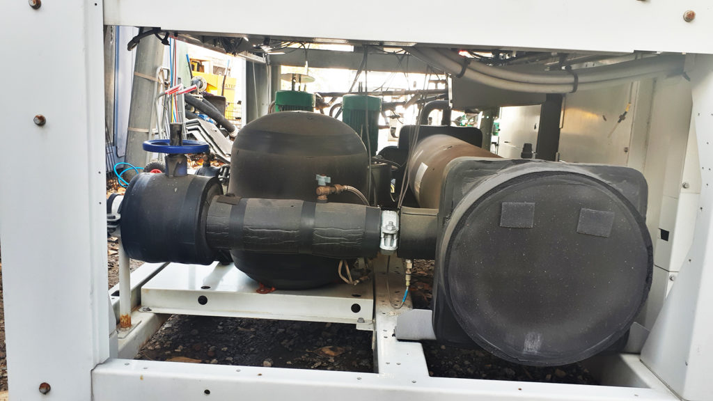 Aircooled chiller Carrier 30RB 227 kW