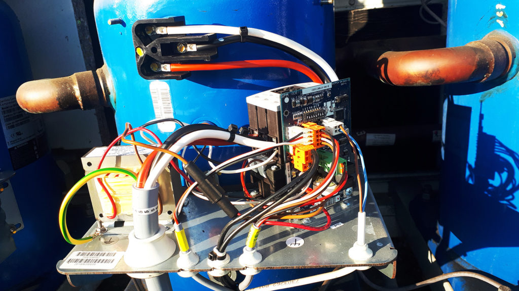Aircooled chiller Carrier 30RB 227 kW