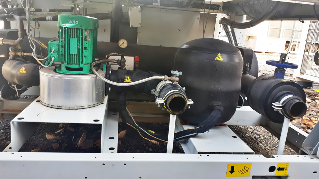 Aircooled chiller Carrier 30RB 227 kW
