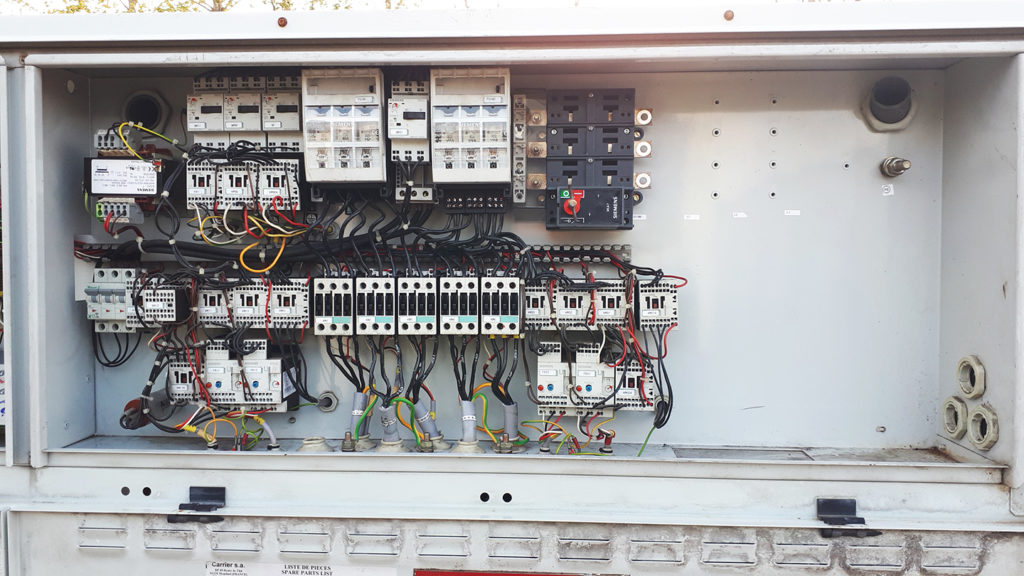 Чиллер Carrier 30RA 200 кВт