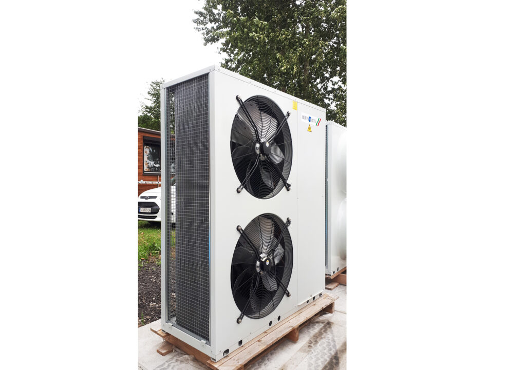 Kaltwassersatz  Blue Box Epsilon Echos 30 kW