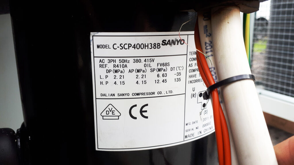 Kaltwassersatz  Blue Box Epsilon Echos 30 kW