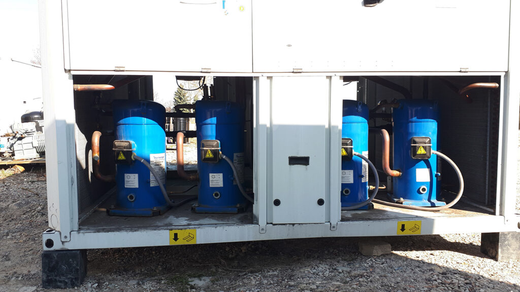 Kaltwassersatz Carrier 135 kW