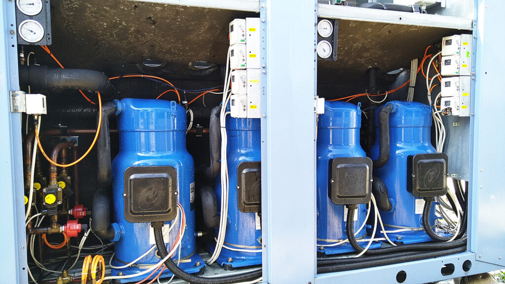 Kaltwassersatz  Blue Box Omicron 106 kW