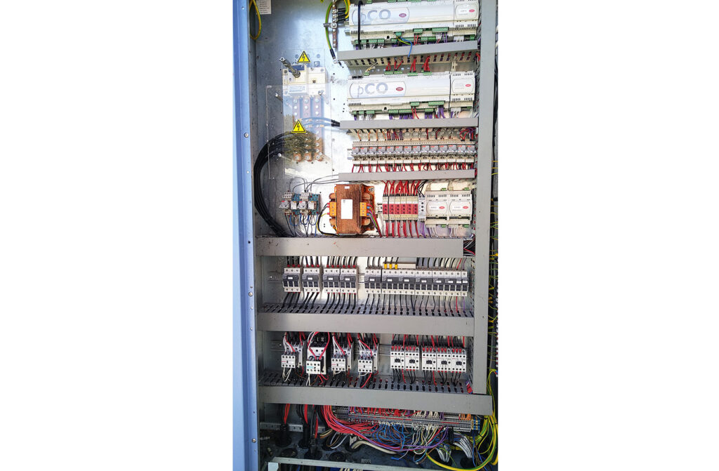 Kaltwassersatz  Blue Box Omicron 106 kW