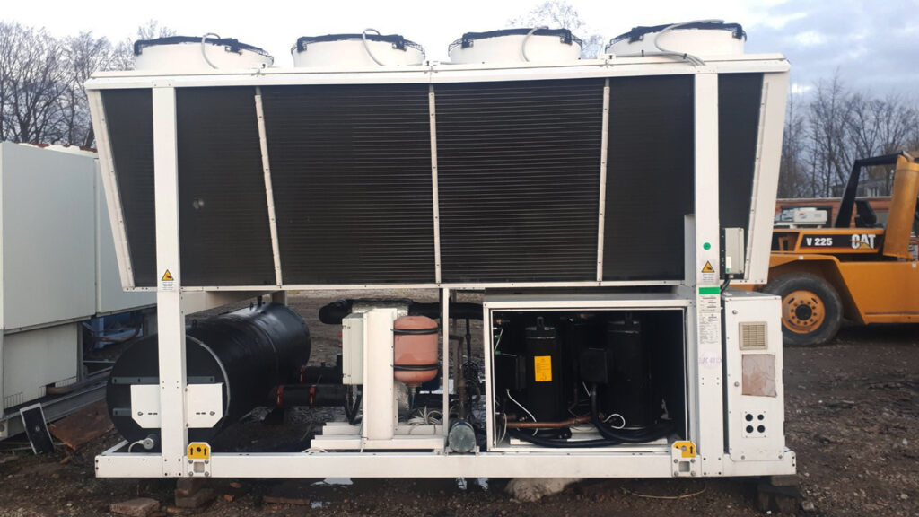 Air cooled chiller Airwell 350 kW