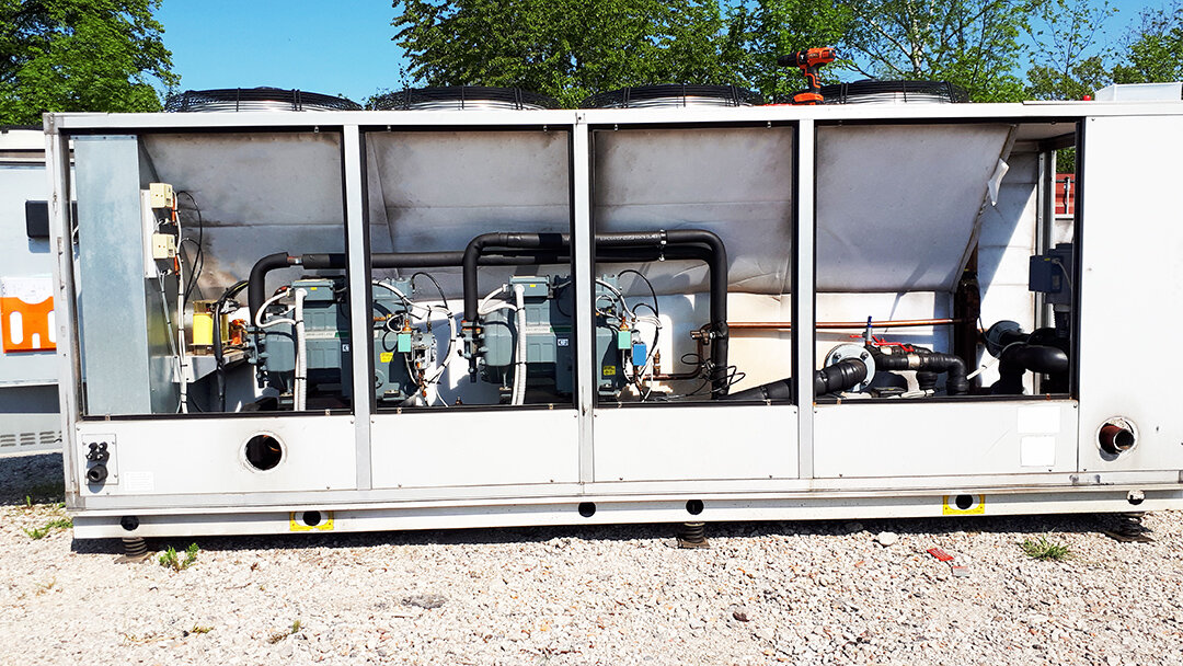 Climaveneta chillers replenishment in the warehouse
