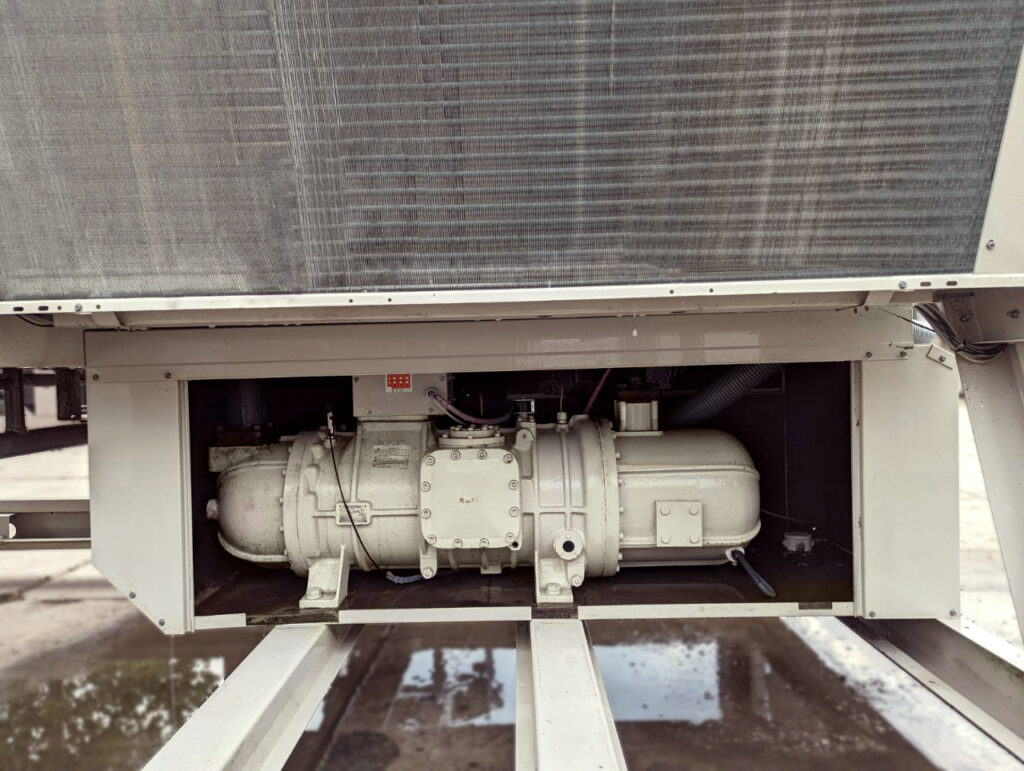 Чиллер Daikin EWAP 199 кВт
