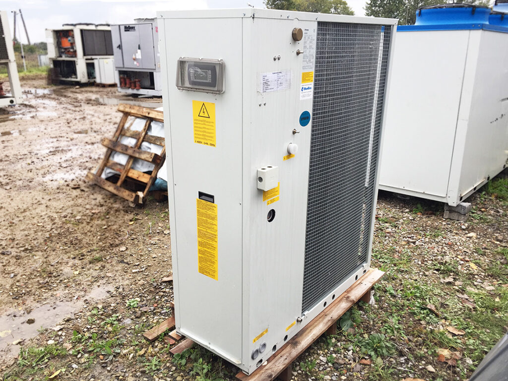 Kaltwassersatz/Wärmepumpe Blue Box Epsilon Echos 26 kW
