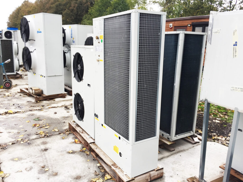 Kaltwassersatz Blue Box Epsilon Echos 13 kW