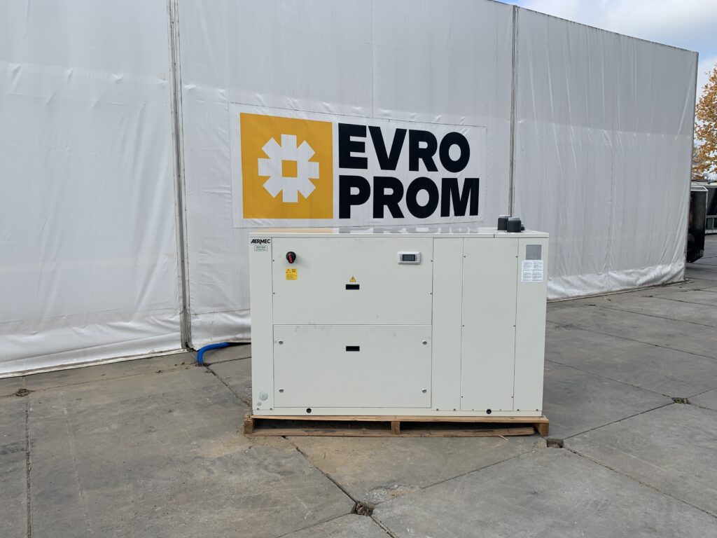 WATERCOOLED CHILLER/HEAT PUMP AERMEC WRL600 150.4/160 kW
