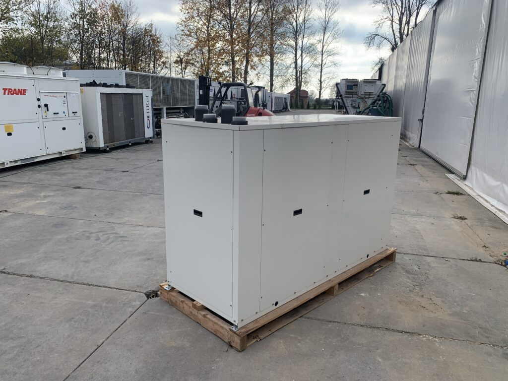 WATERCOOLED CHILLER/HEAT PUMP AERMEC WRL600 150.4/160 kW