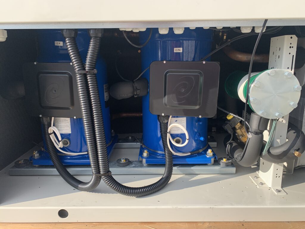 WATERCOOLED CHILLER/HEAT PUMP AERMEC WRL600 150.4/160 kW