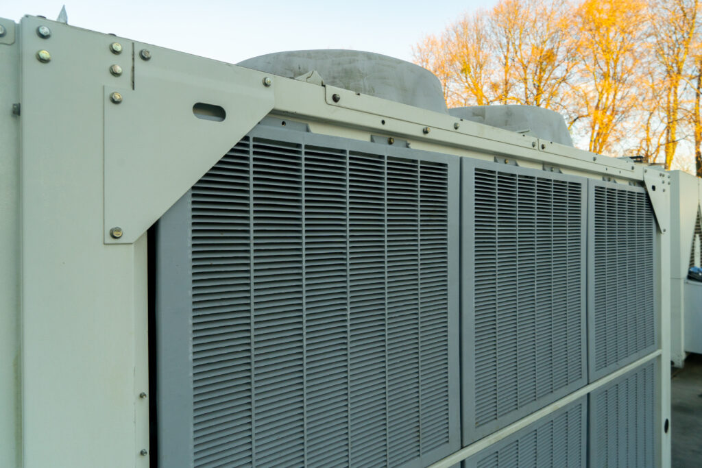 KALTWASSERSATZ Trane CGAM 046 127,6 kW
