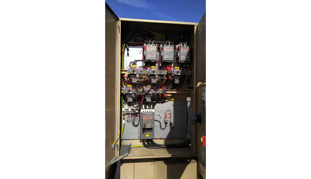 Aircooled chiller York 787 kW