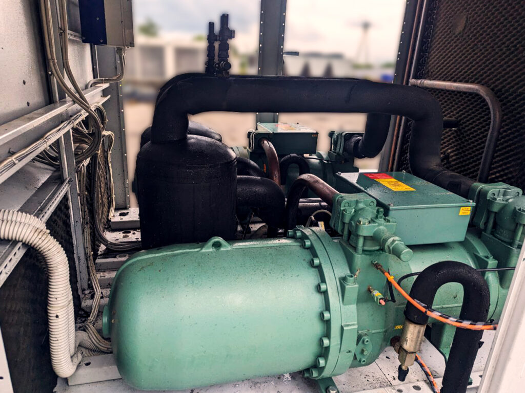 Чиллер SCM Frigo SW-VSMT ECO 400 KW