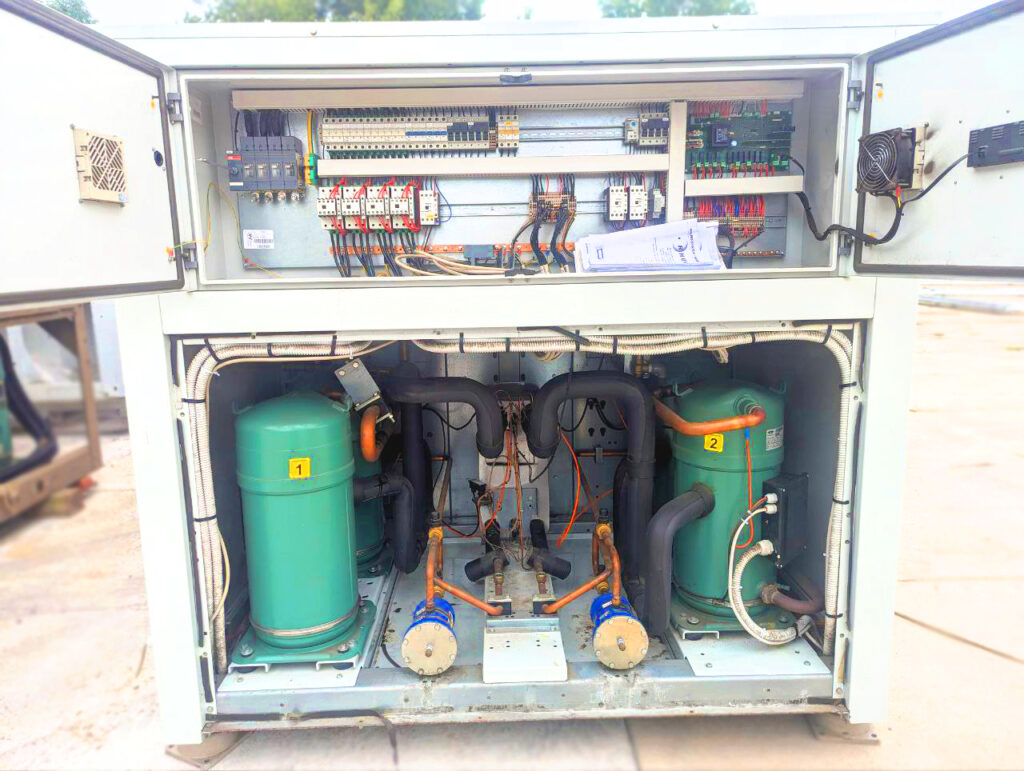Чиллер RHOSS TCAET 257 KW