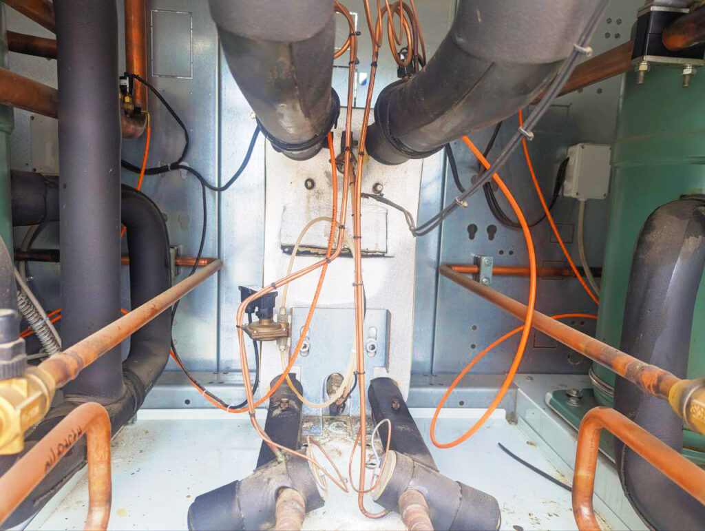 Чиллер RHOSS TCAET 257 KW