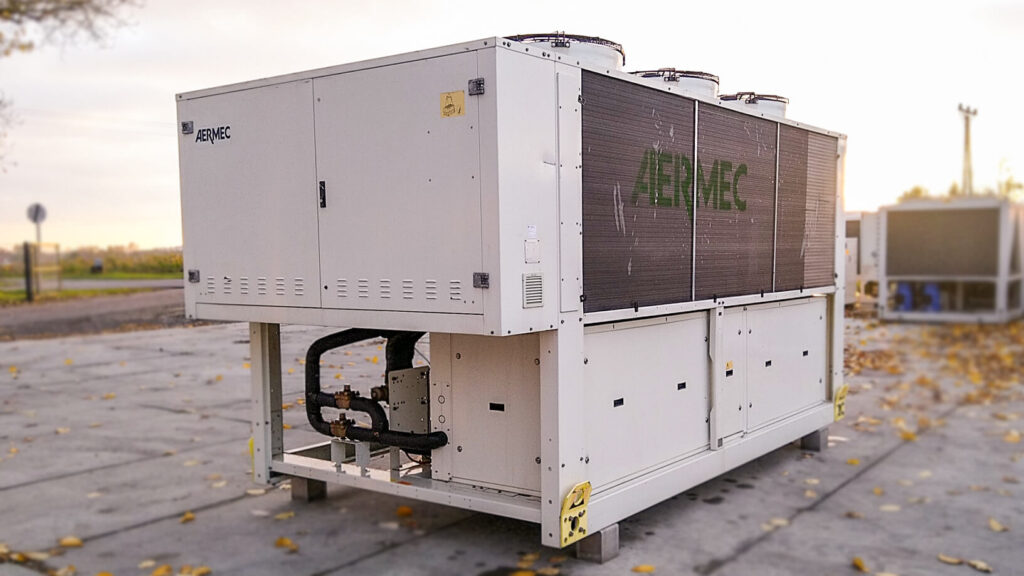 Aircooled chiller/Heat pump Aermec 400/461 kW