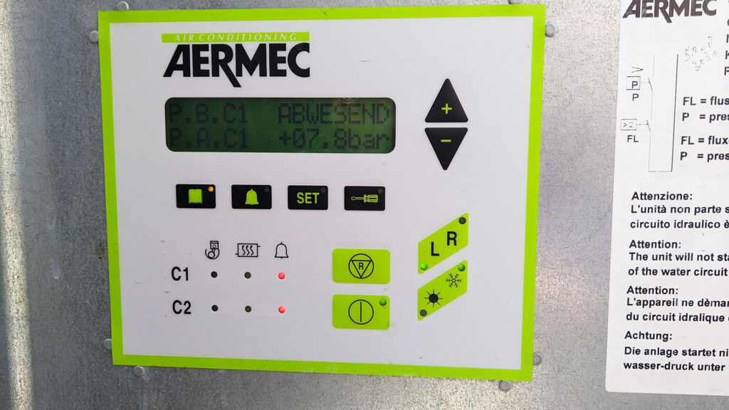 Чіллер Aermec 107 кВт