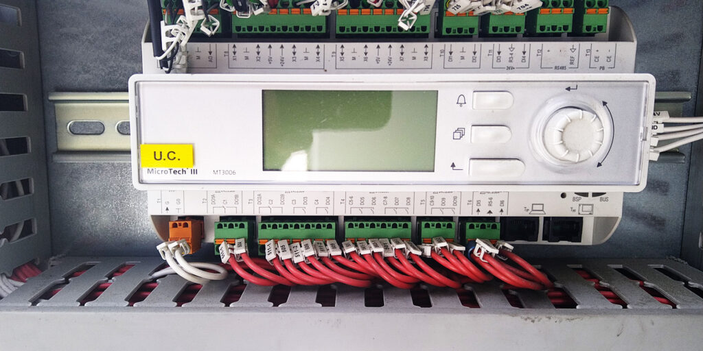 Чіллер Daikin EWAQ 645 кВт