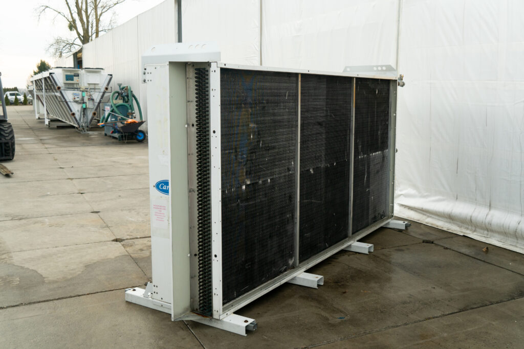 Драйкулер Carrier FCSO50 6MDB 4PH 131.4 кВт