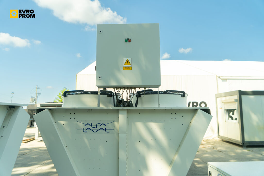 Драйкулер ALFA LAVAL S.p.a. VDDS906CD196 945.4/779.4 кВт