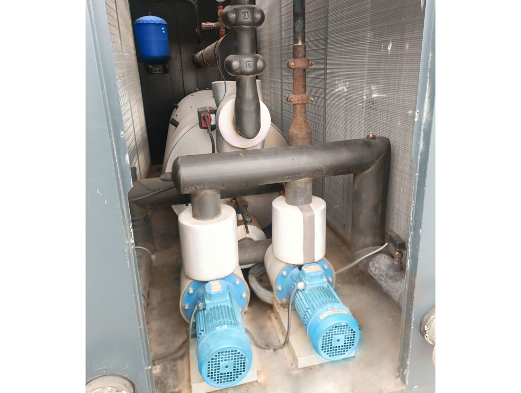 Чиллер HiRef LCE274FS 280 kW