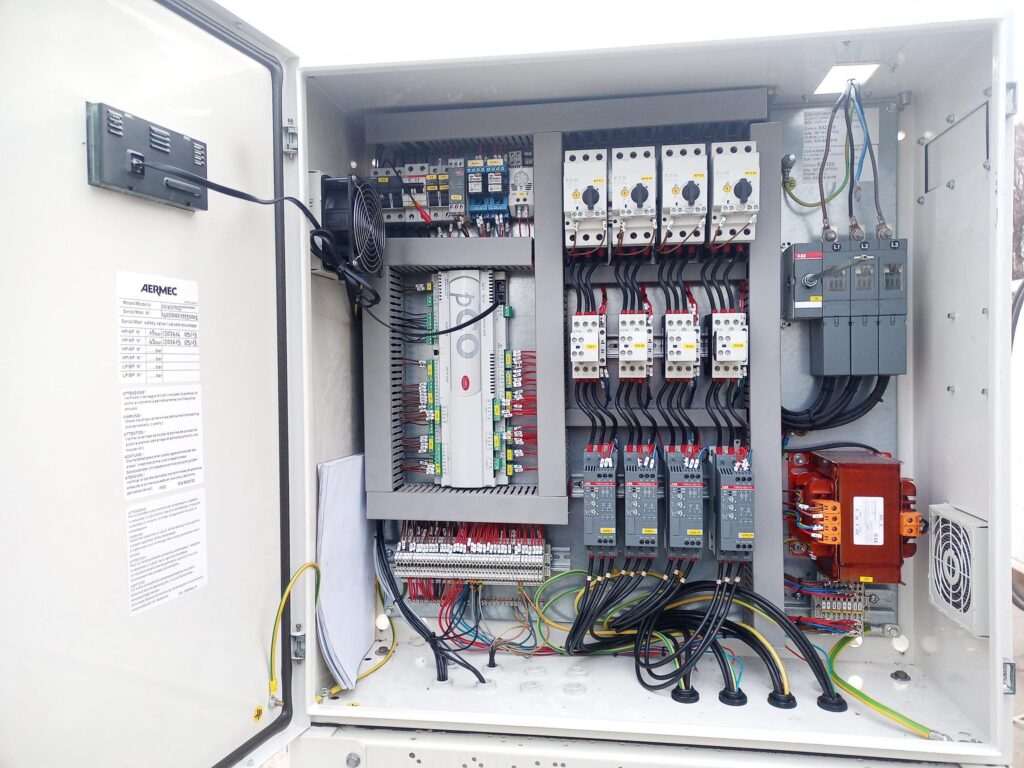 KATWASSERSATZ/WÄRMEPUMPE AERMEC NXW 181/203 kW