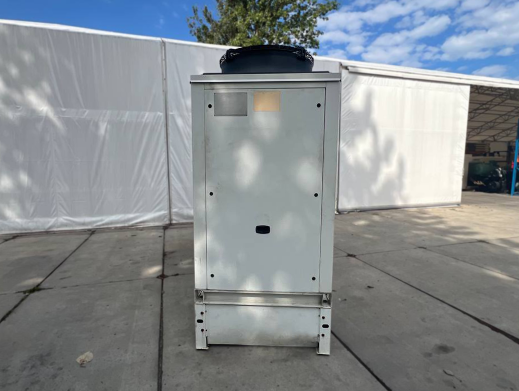 Чиллер DAIKIN EWAP120CAYNB 122 кВт