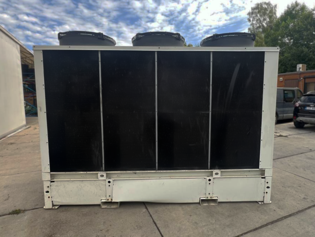 Чиллер DAIKIN EWAP120CAYNB 122 кВт