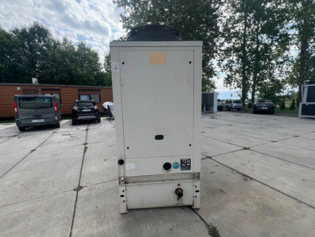 Чиллер DAIKIN EWAP120CAYNB 122 кВт