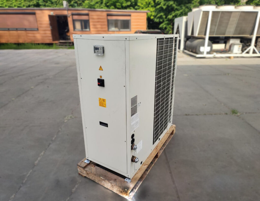Aircooled chiller Aermec ANL090A 22,3 kW