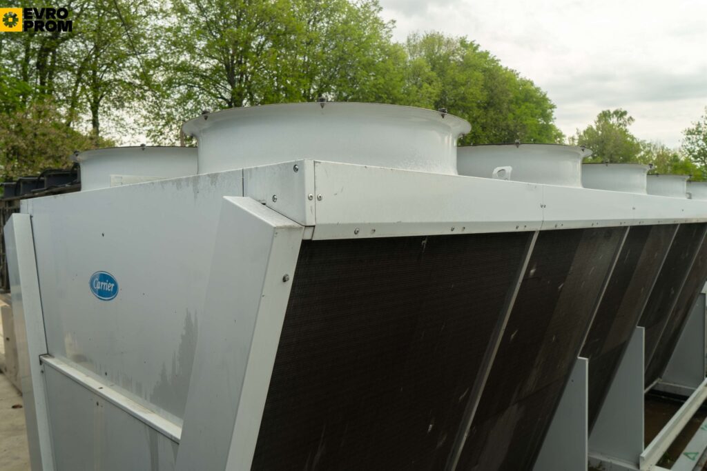 Драйкулер CARRIER FCTE90 10MDB 12PH/12PL 484/356 кВт