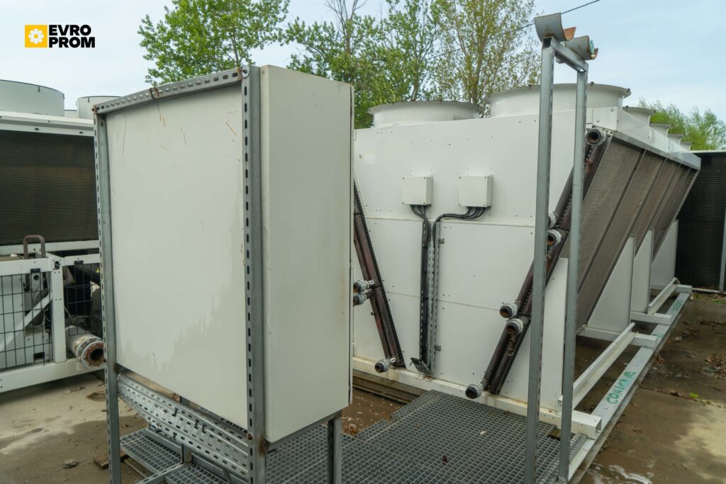 Драйкулер CARRIER FCTE90 10MDB 12PH/12PL 484/356 кВт