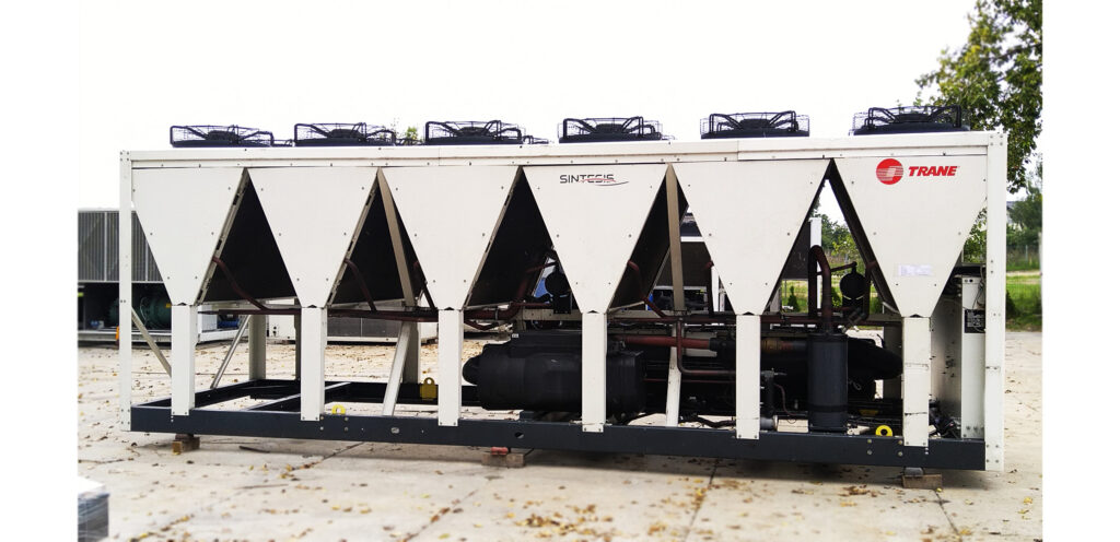 Чиллер Trane 675 кВт