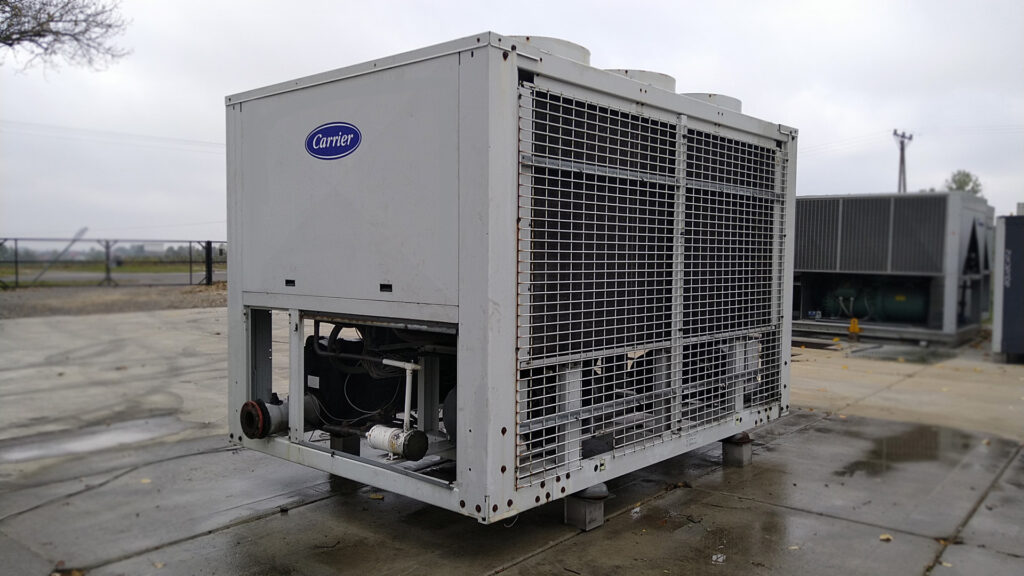 AIRCOOLED CHILLER CARRIER 384 kW