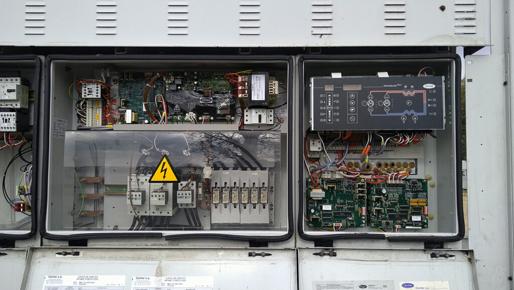AIRCOOLED CHILLER CARRIER 384 kW