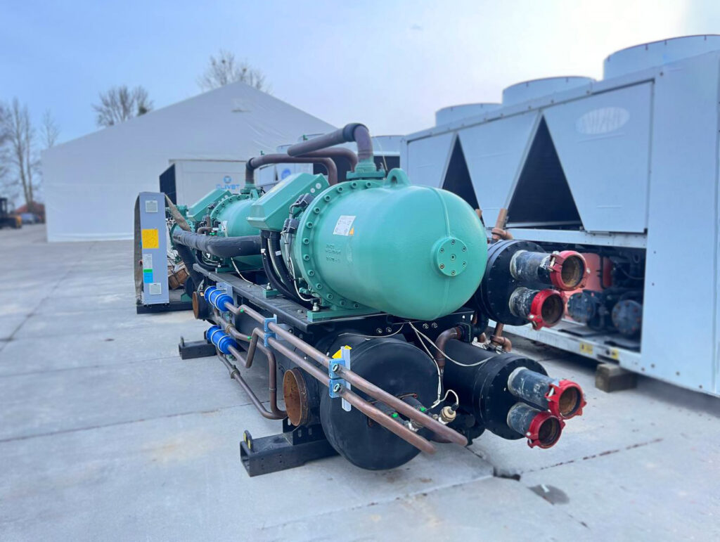 Чиллер SYSTEMAIR SYSCREW.WATER.860.EVO.CO 825 кВт