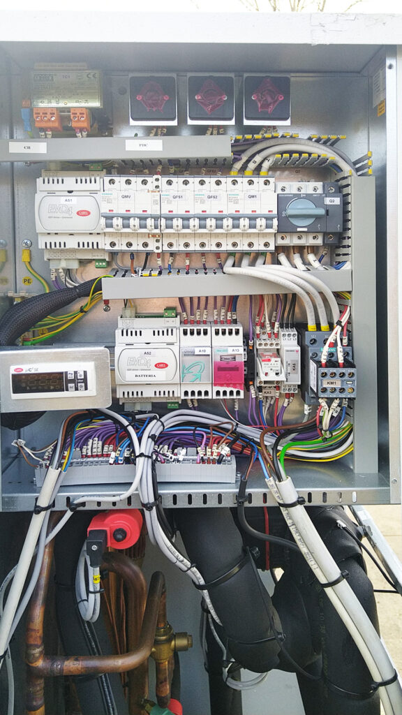 Kaltwassersatz/Wärmepumpe Blue Box Epsilon Echos DK RF HP 26kW