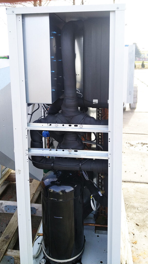 Kaltwassersatz/Wärmepumpe Blue Box Epsilon Echos DK RF HP 26kW