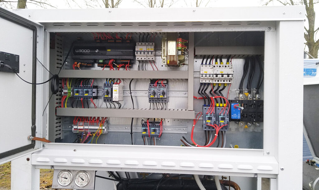 AIRCOOLED CHILLER СLIMAVENETA 144 KW