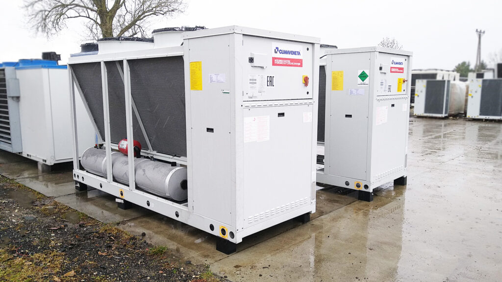 AIRCOOLED CHILLER СLIMAVENETA 144 KW